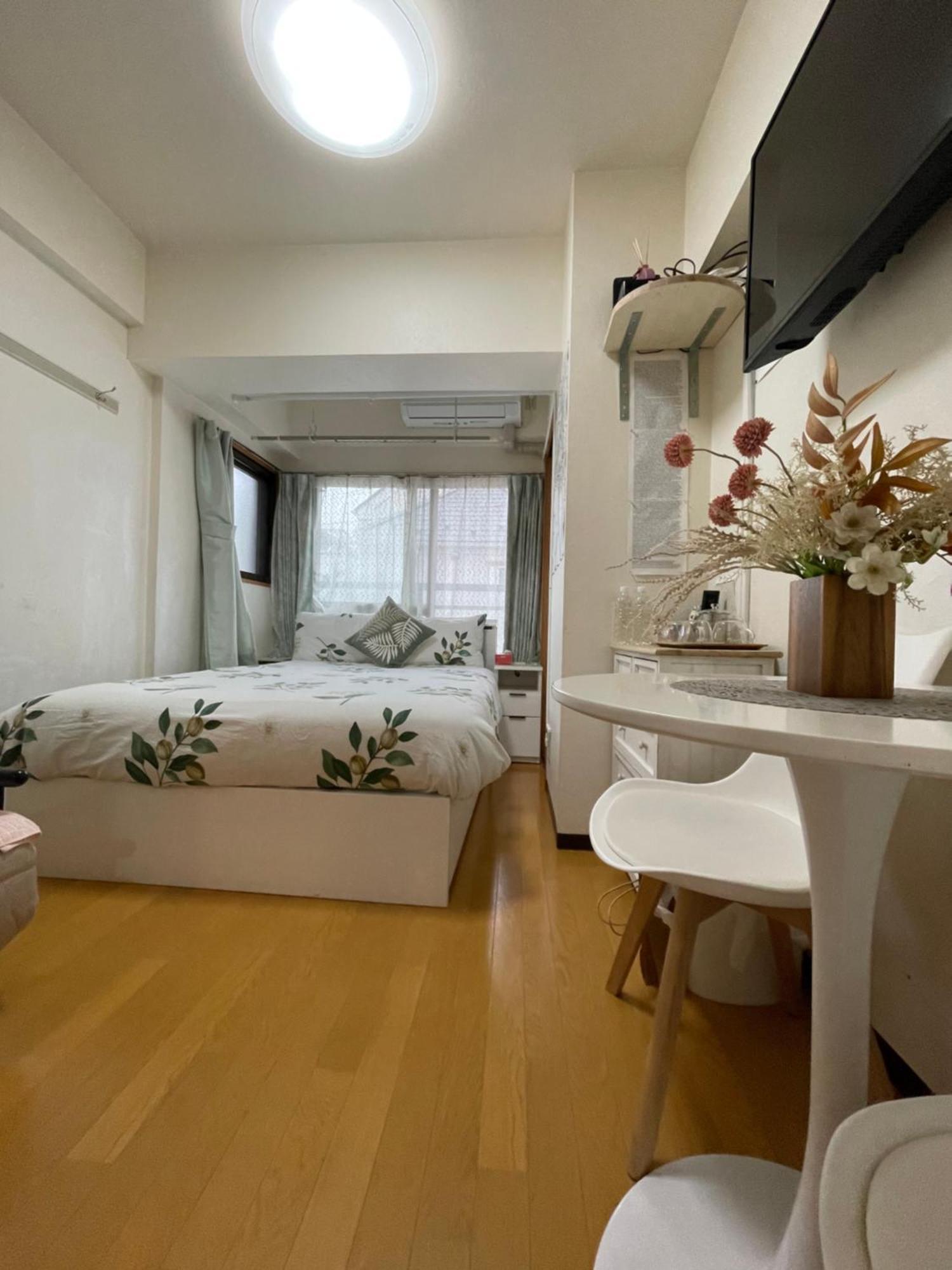 新宿安靜の家-A Quiet Home In Shinjuku - A 26 Square Meter Double Bed Room That Feels Like Home Tokió Kültér fotó